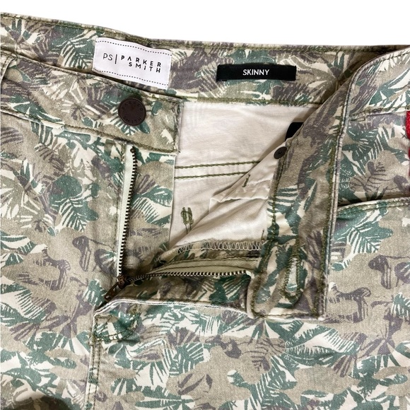NWT Parker Smith “Ava” Tropical Camo Skinny Jeans with Side Stripe (C1) - Picture 8 of 15